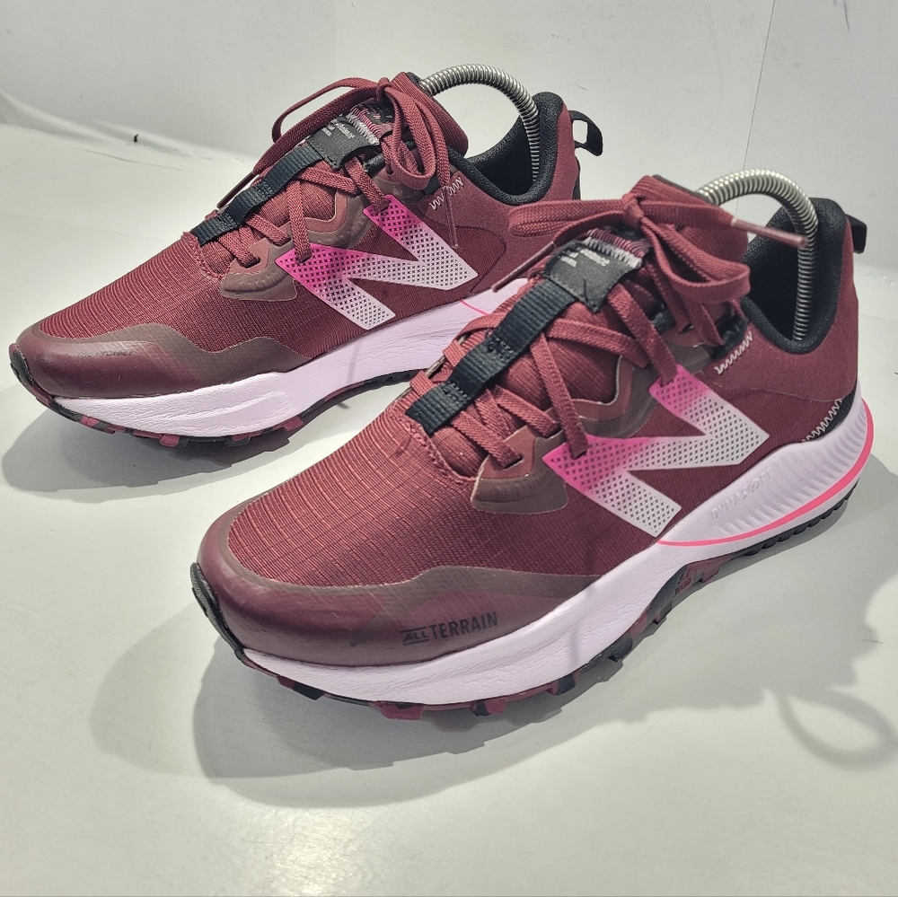 NEW BALANCE WOMEN'S DYNASOFT NITREL V4 TRAIL RUNNING SHOES SIZE 8.5B
